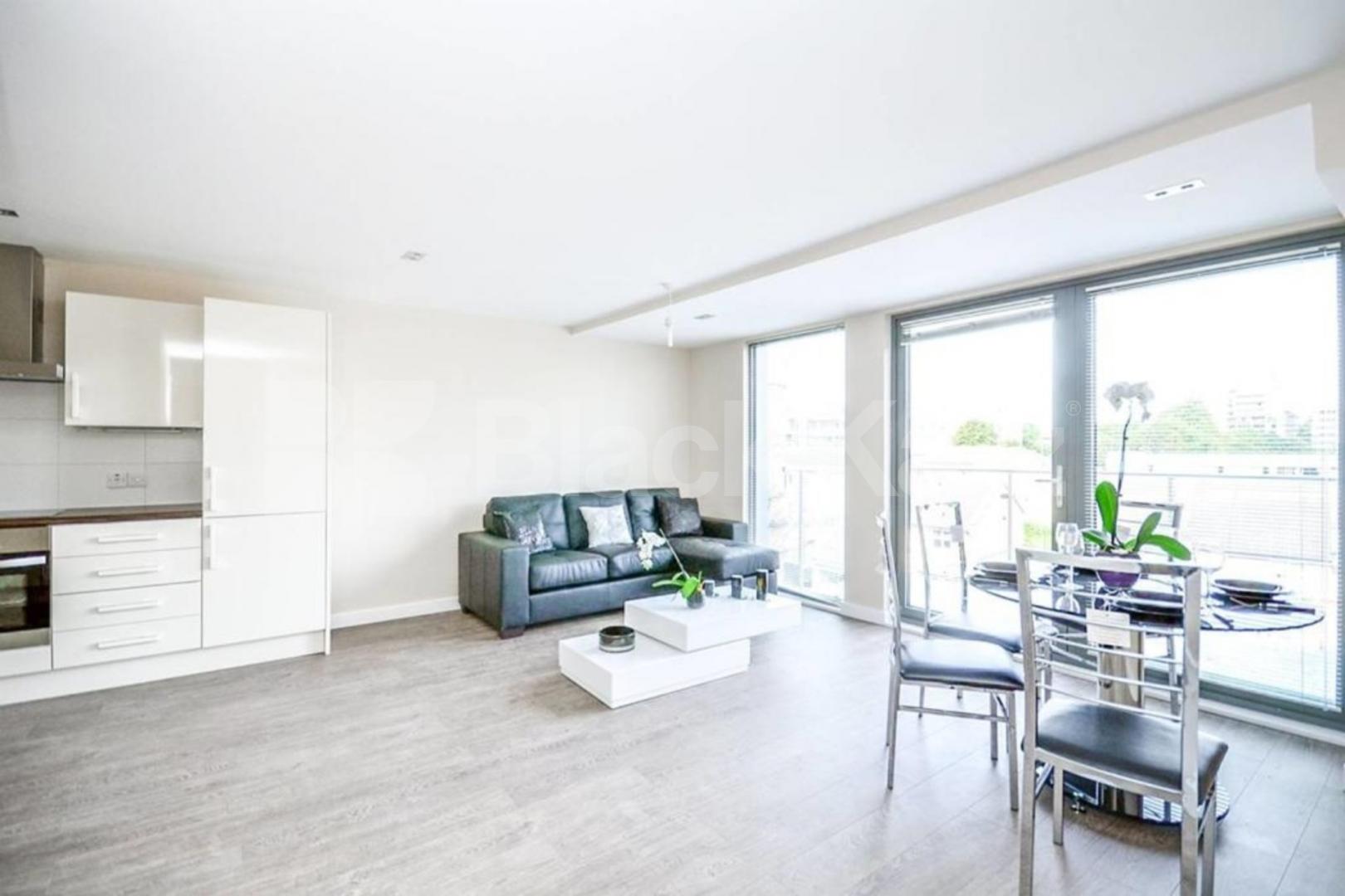 Modern 3 bedroom within a new development close to shoreditch Park Mintern Street, Shoreditch Park